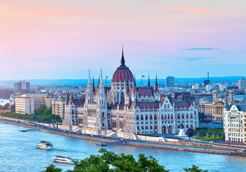Hungary với triển vọng kinh tế và lợi ích định cư lâu dài 