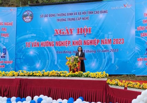 AMDI Manpower tham gia tư vấn hướng nghiệp - Định hướng cho người lao động trẻ tại Ngày Hội Hướng Nghiệp Tỉnh Cao Bằng 2023
